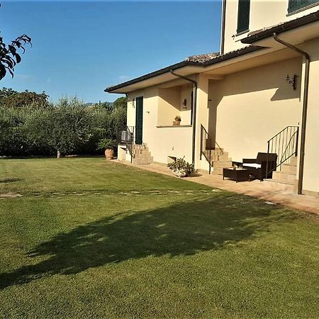 Elisa House Bed & Breakfast Foligno Exterior photo