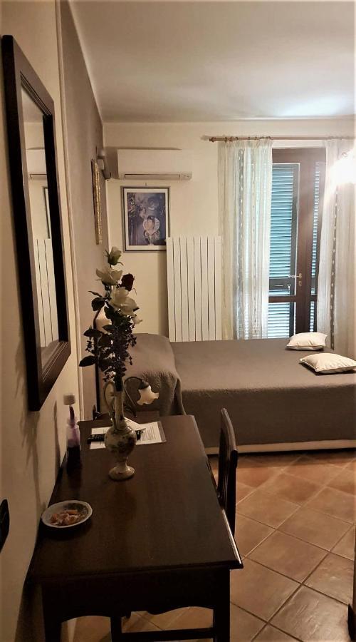 Elisa House Bed & Breakfast Foligno Exterior photo