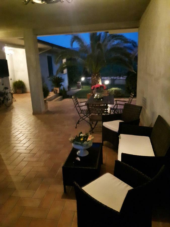 Elisa House Bed & Breakfast Foligno Exterior photo